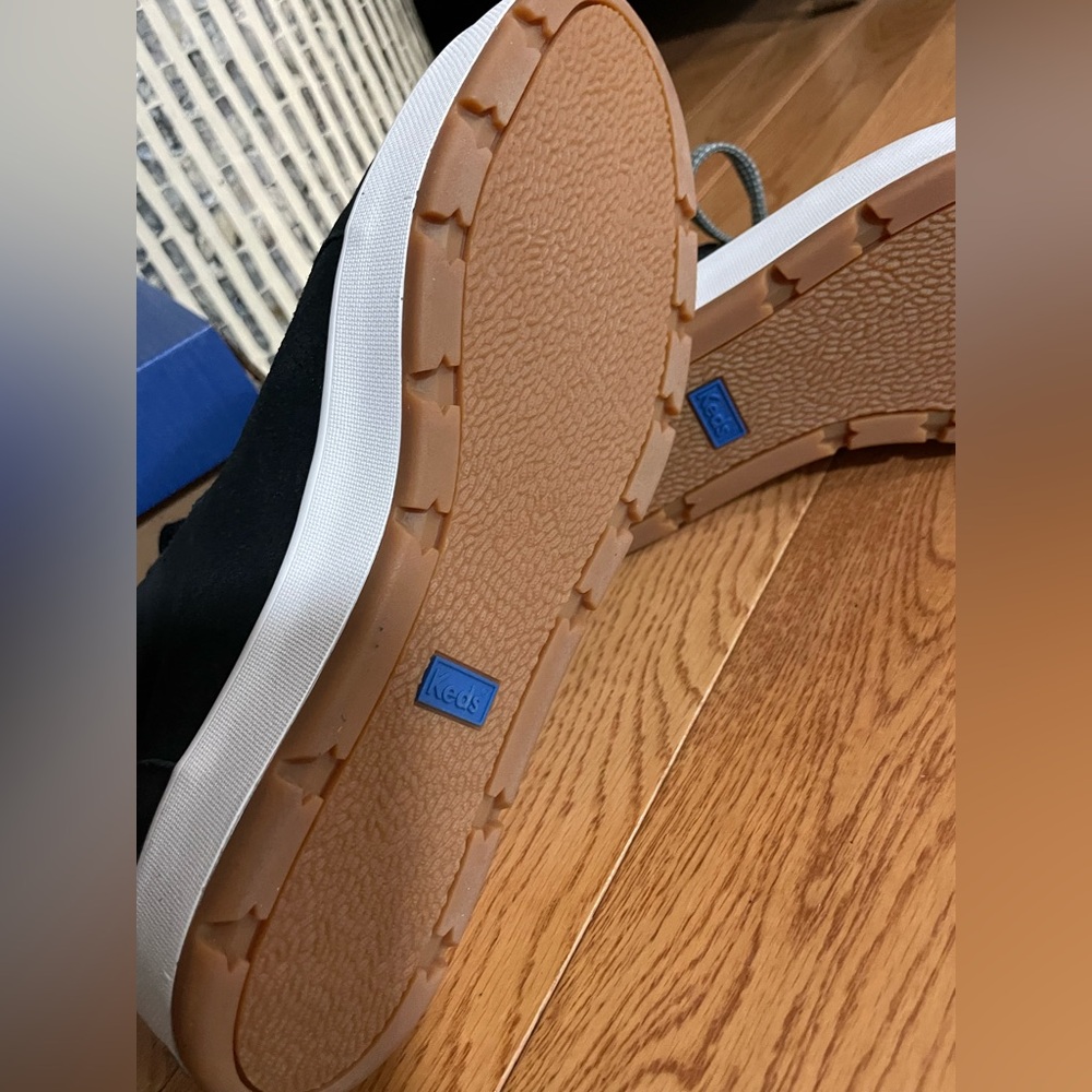 Keds Black Women’s Tahoe Suede Boots - Picture 11 of 14